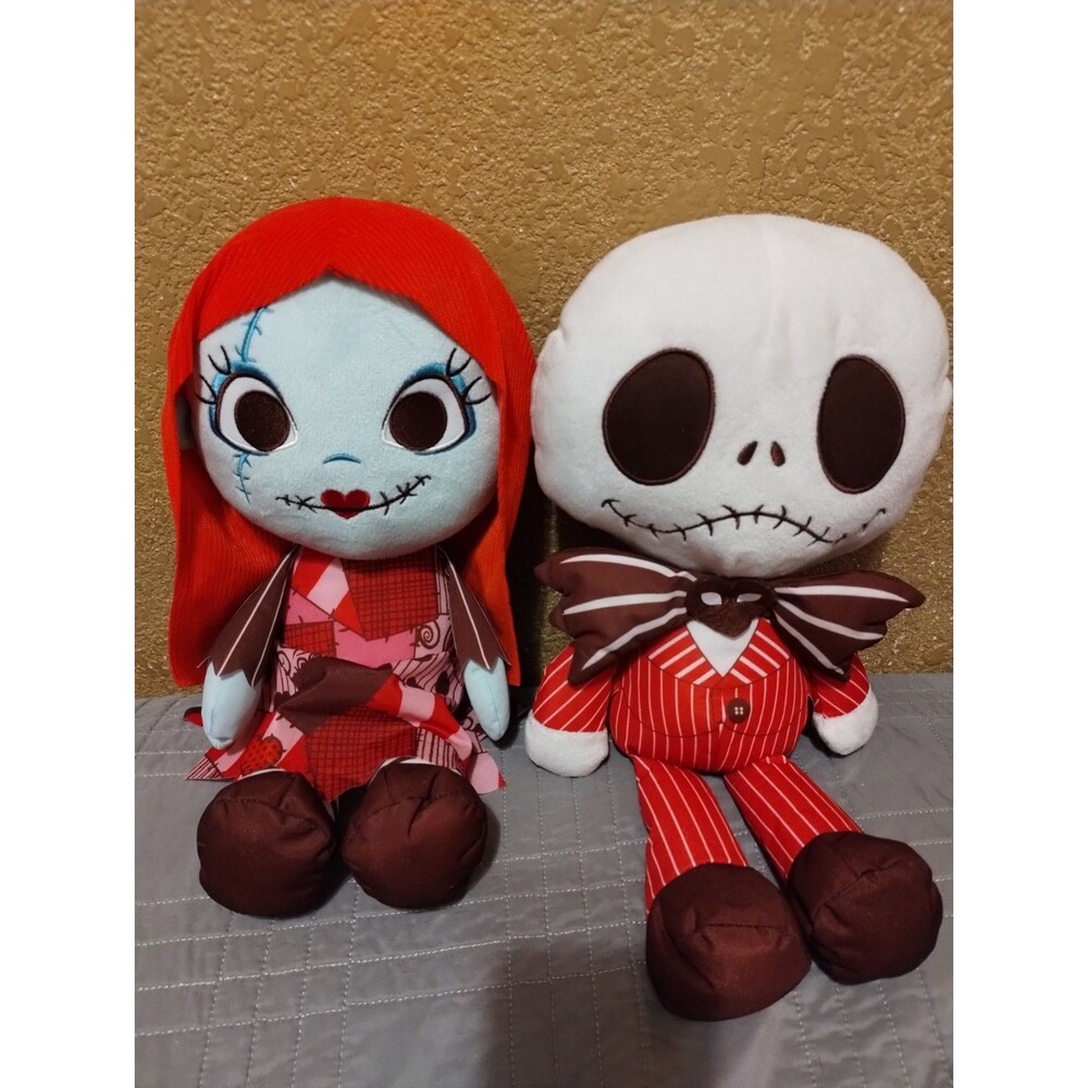 Disney Parks / Disney Store "The Nightmare Before Christmas" Valentine's Day...